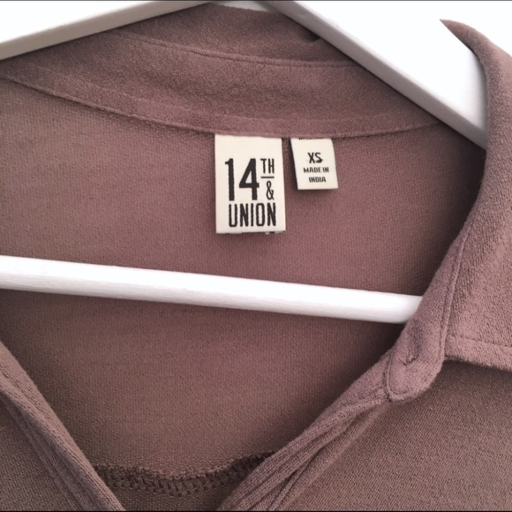 14th & Union Button Up Top - Picture 3 of 3